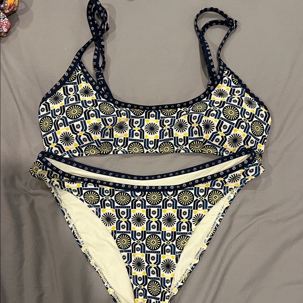 Blackbough Bikini